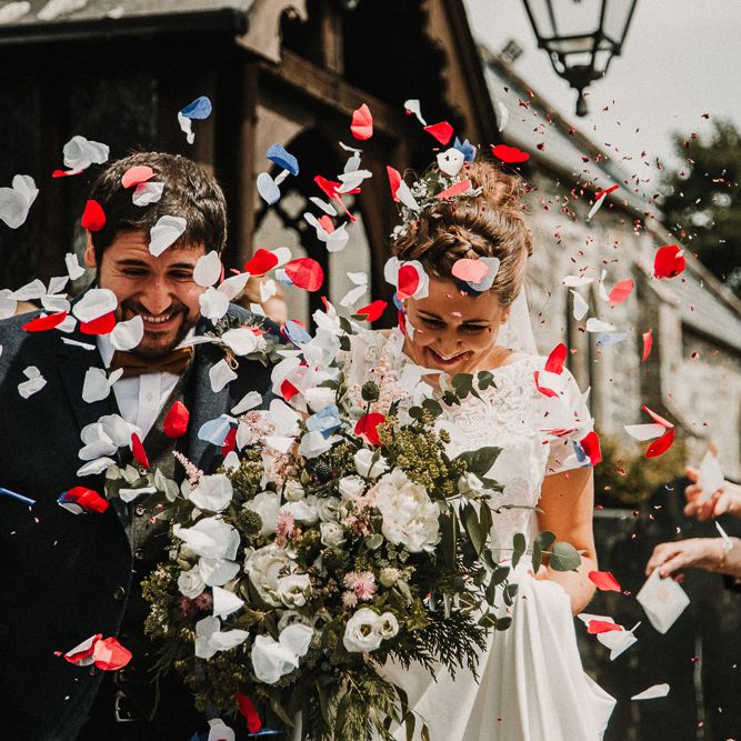 Confetti | Snowdonia National Park | Carla Blain Photography | Exclusive Hire of Plas Gwynfryn
