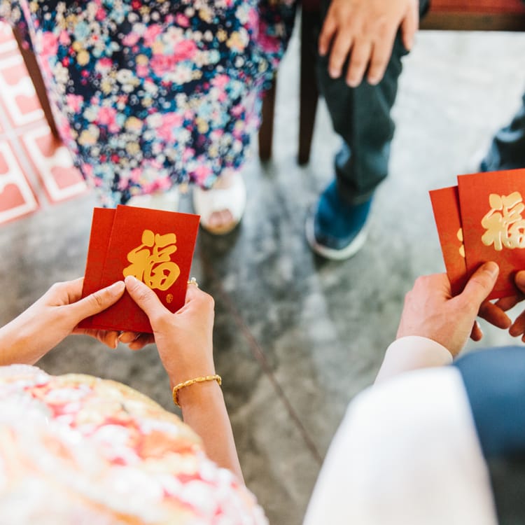 Chinese Tea Ceremony at Tropical wedding in Thailand