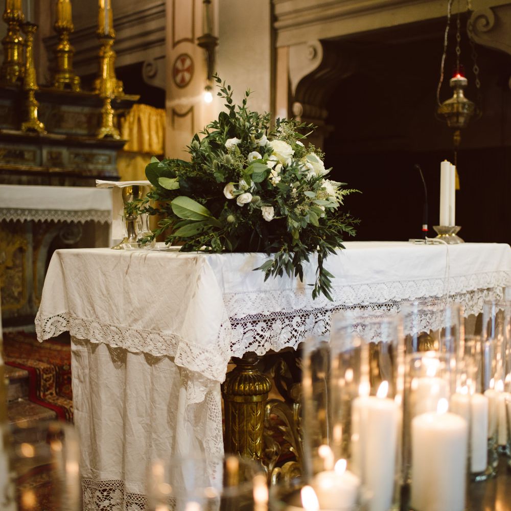 Candle Lit Altar | Green &amp; White Bohemian Wedding in the Rain at Castello di San Sebastiano da Po, Italy | Margherita Calati Photography | Second Shooter Carlo Vittorio