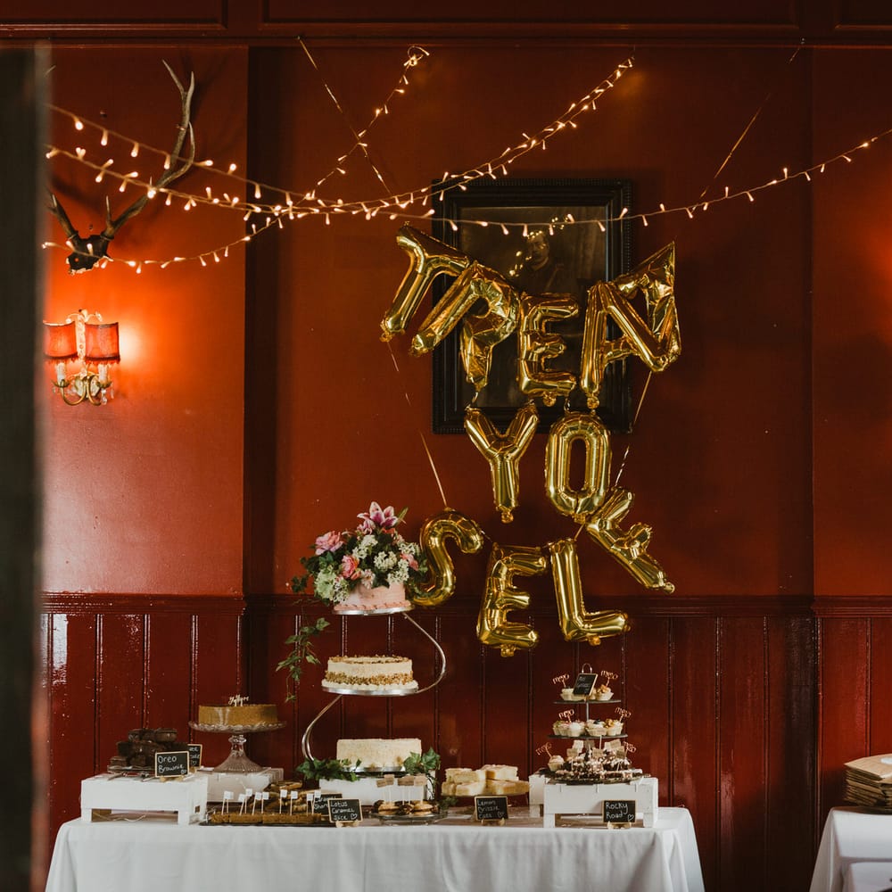 Vegan Wedding Food At The East Dulwich Tavern // Ethical Wedding Dress By Minna Hepburn // Images By The Curries // Film By This Modern Revelry