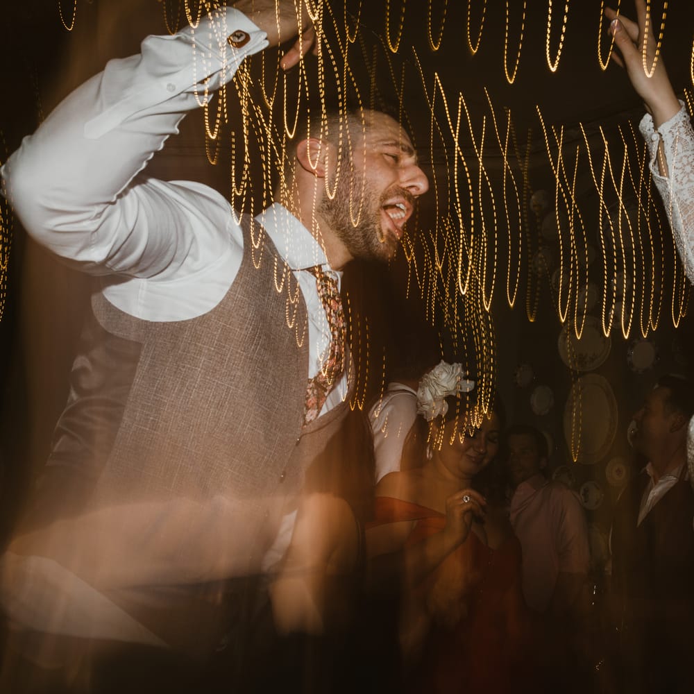 Images By The Curries // Film By This Modern Revelry  // East Dulwich Tavern Wedding