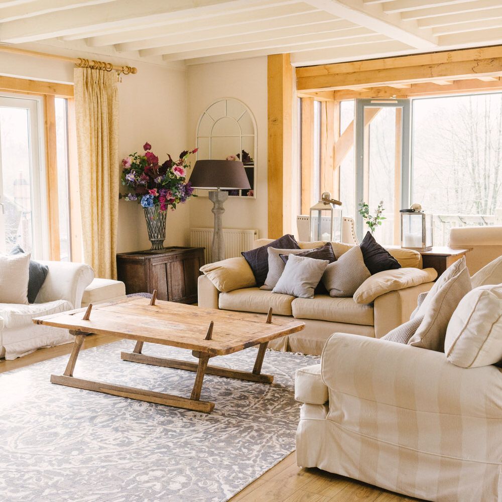 Luxe Wedding Weekends with The List | Image by Hannah Duffy