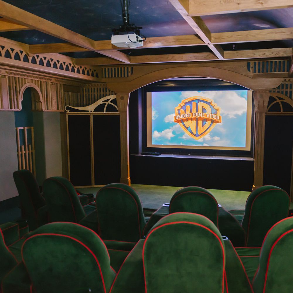 Luxe Wedding Weekends with The List | Image by Hannah Duffy