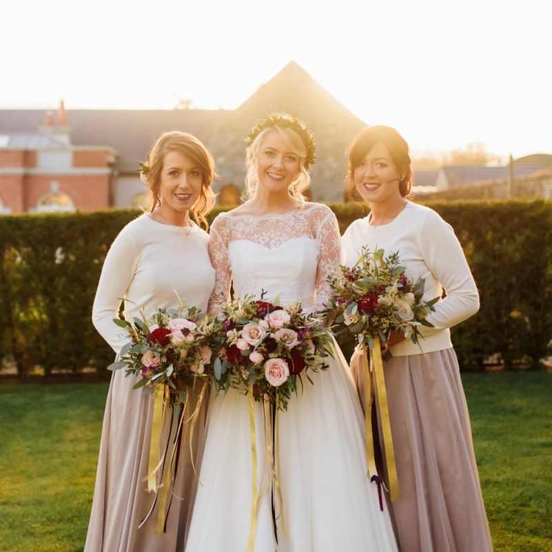 Spring colours for a winter wedding