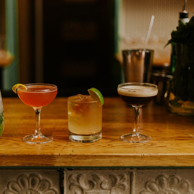 Winter wedding cocktails