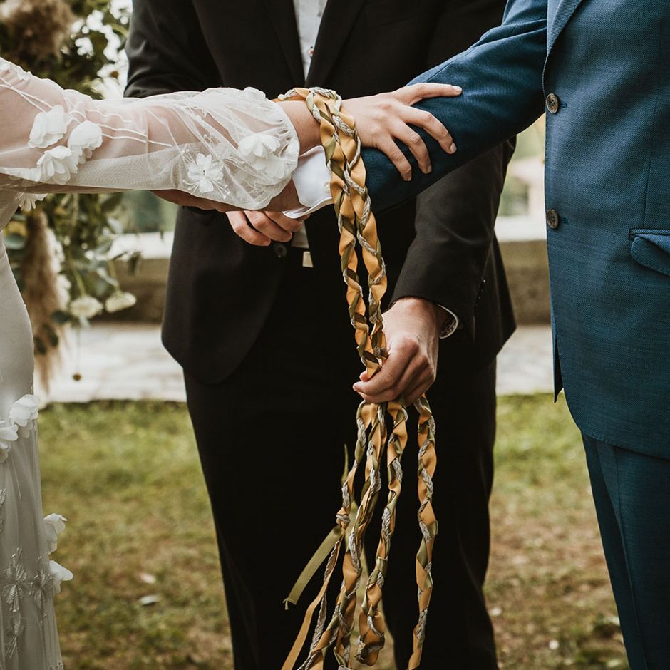 What is the Handfasting Ritual in a Wedding Ceremony