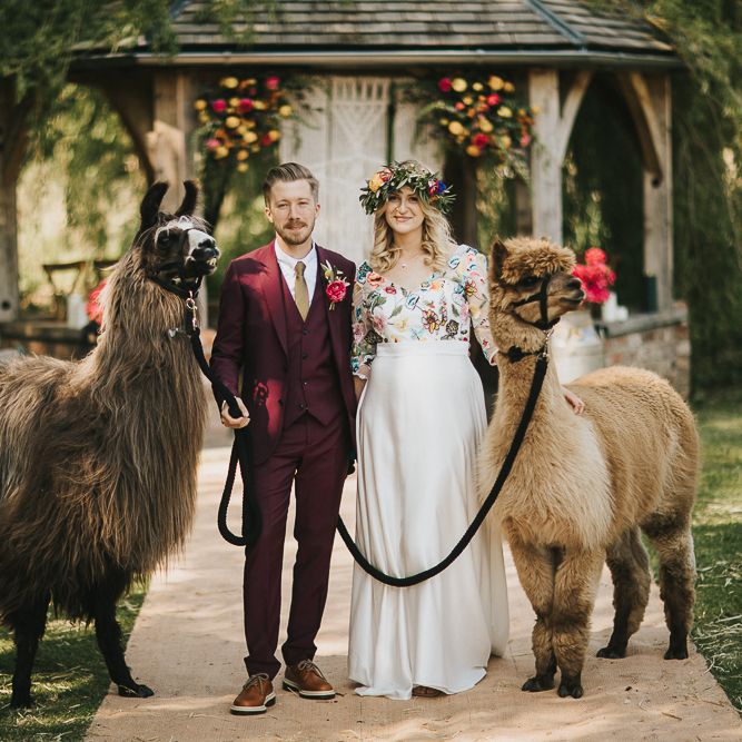White & green luxe wedding inspiration with cheeky alpacas - English Wedding