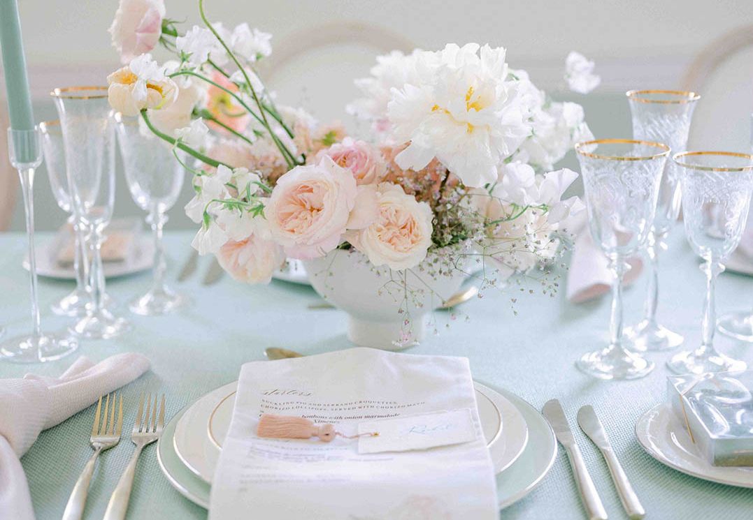 Pastel Green Wedding Inspiration in Country Mansion