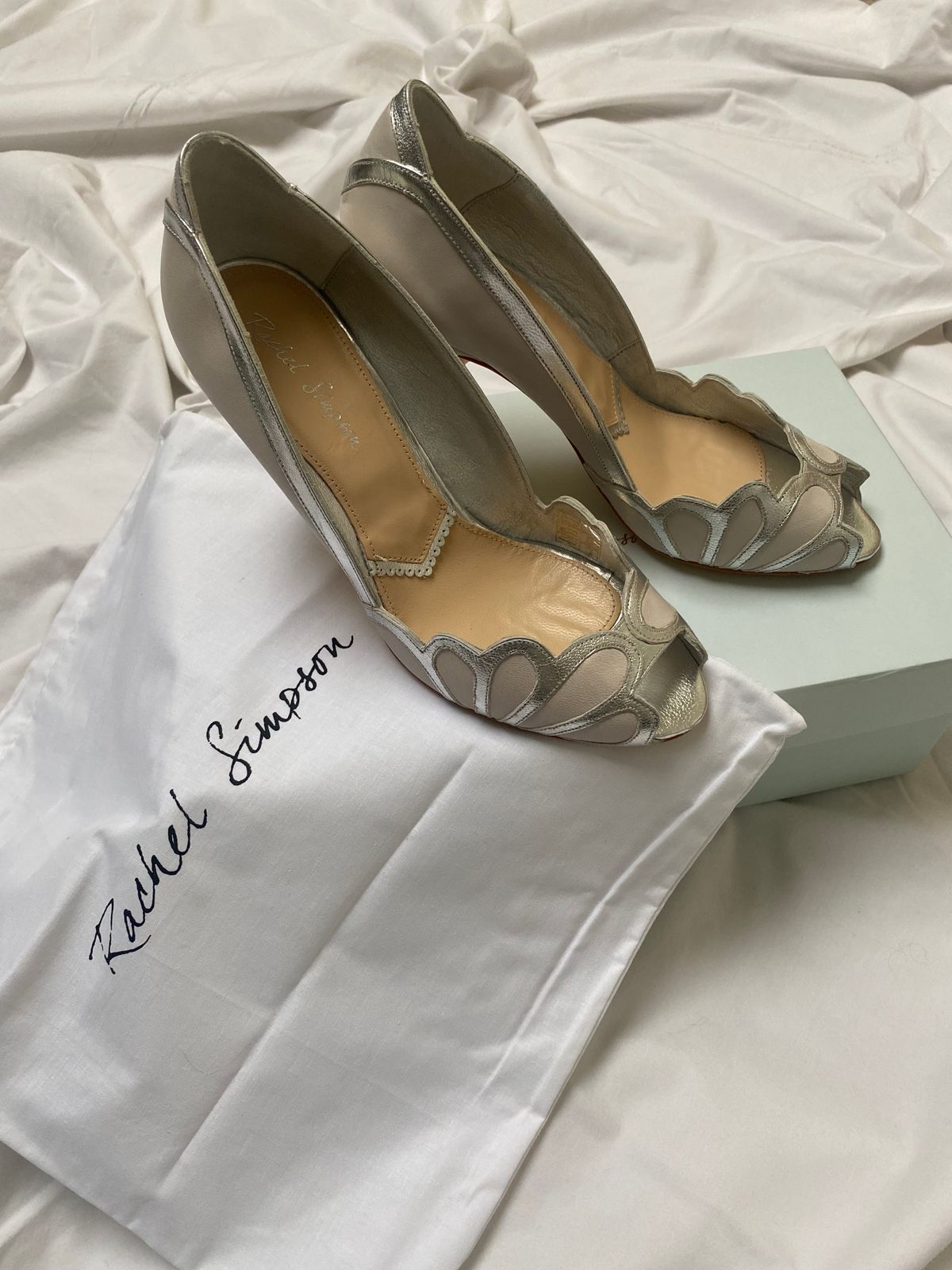 Rachel 2025 simpson isabelle