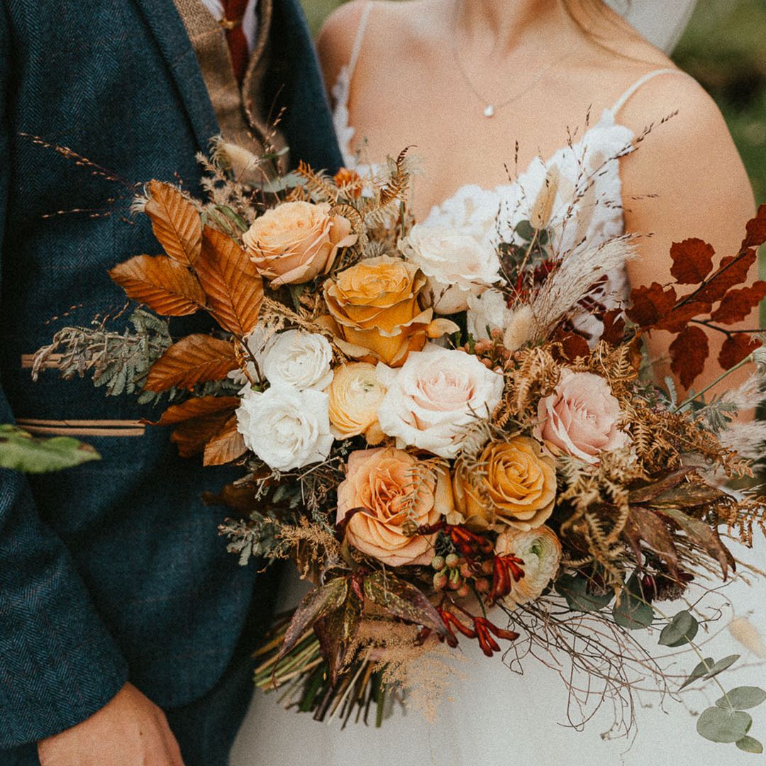 Flowers fit for Autumn and Winter Weddings