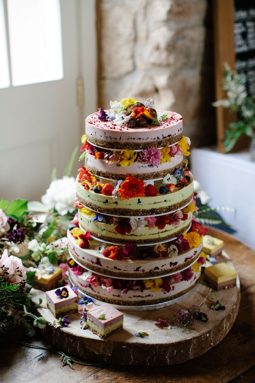 Wedding Cake Ideas - Inspiration & Guide To Styles