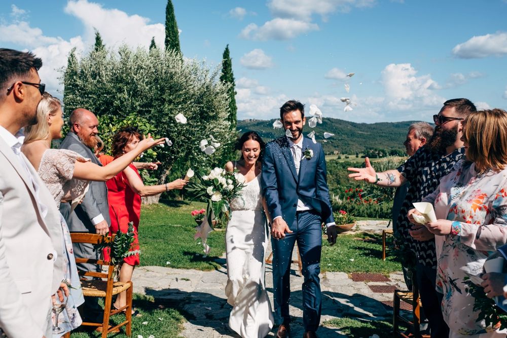 Outdoor Intimate Wedding at Casa Cornacchi in Tuscany, Italy