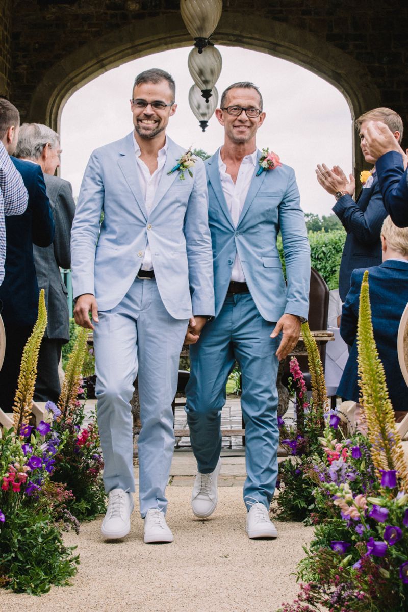 Gay Weddings Featured on RMW to Celebrate Pride Month