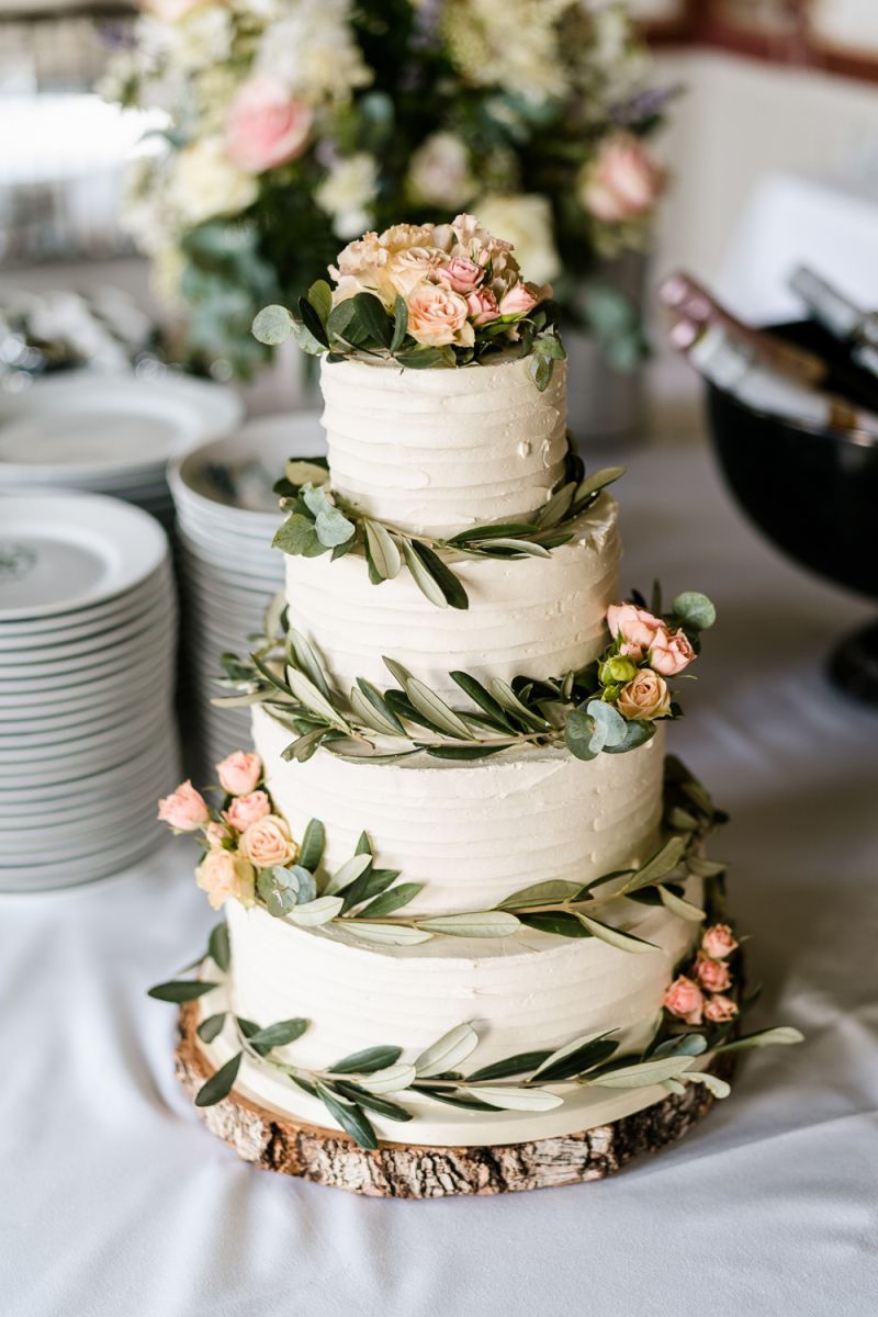 Rustic Wedding Cakes