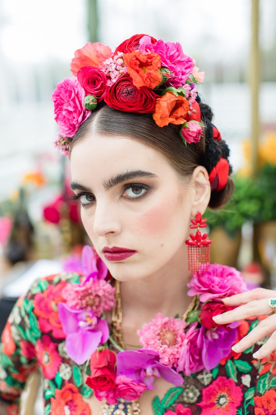 Delicate & Feminine, and Bold & Passionate Frida Kahlo Wedding ...