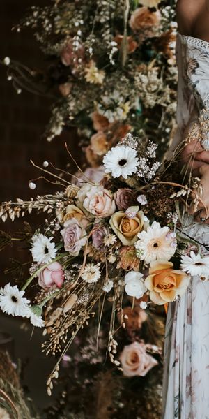 Dried Flowers & Floral Wedding Dress for Luxury Boho Inspiration at the Giraffe Shed