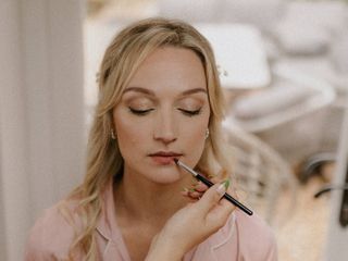 Poppy Tallulah Hair & Makeup