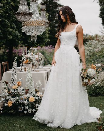 New Nova 2022 Suzanne Neville bridal collection at Barnsley House