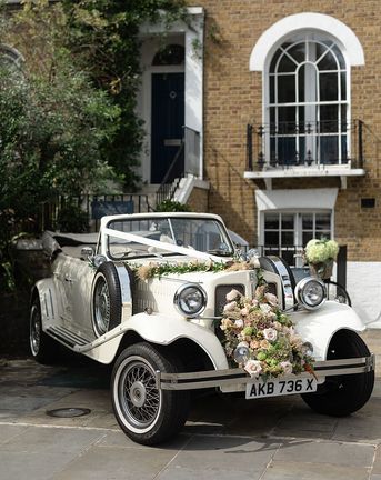AB Chauffeurs wedding car and The Wedding Shop Townhouse event
