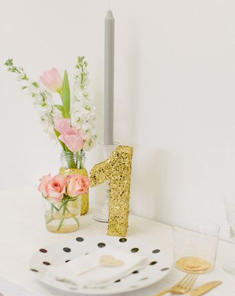 DIY Glitter Table Numbers Wedding Decoration