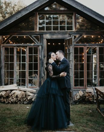 Foxfire Mountain House gothic wedding with Pagan ceremony