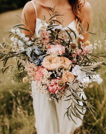 How To Choose Your Wedding Florist 