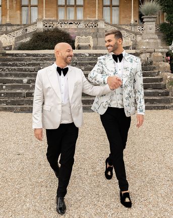 gay luxe wedding at Orchardleigh Estate