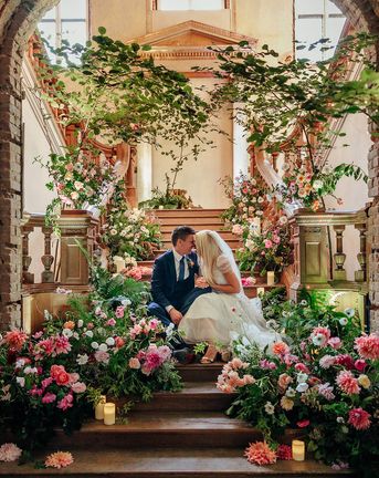 pink wedding flowers at The Grange, Hampshire