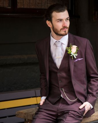 From Dressing Room to Groom - How To Buy The Perfect Wedding Suit
