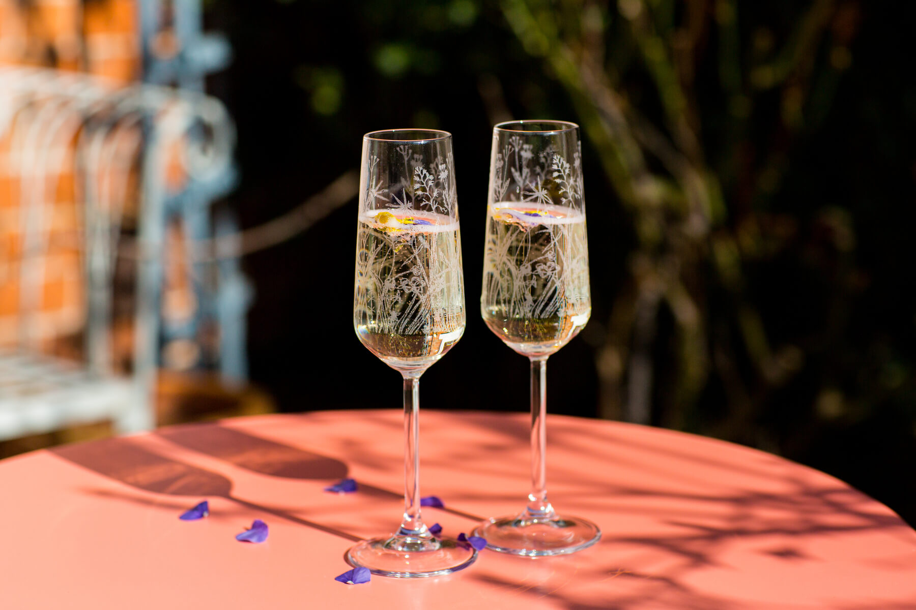 emma-britton-champagne-glasses-flutes-meadow-design-glassware-couples.jpg