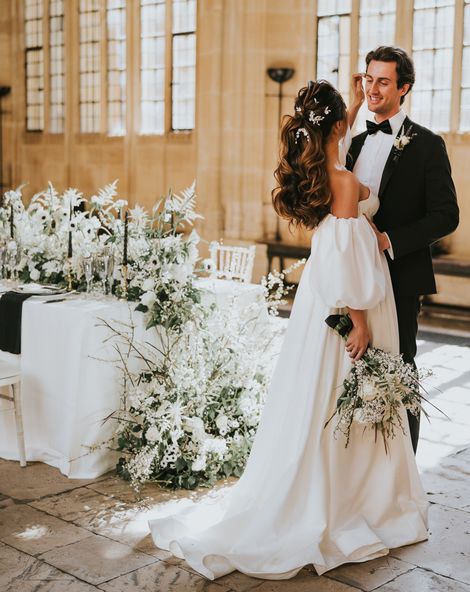Black and White wedding inspiration at The Bodleian Library 