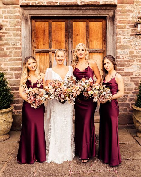 Golden Bachelor' Wedding: See Theresa Nist's Bridesmaids' Dresses