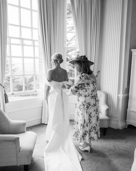 hedsor house black tie wedding romy lawrence photography
