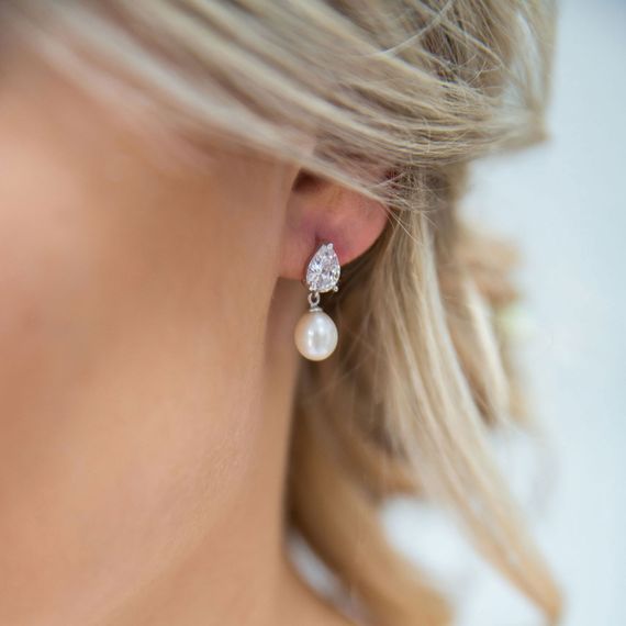 tigerlily jewellery teardrop cubic zirconia and drop pearl earrings ps oct 19 1400