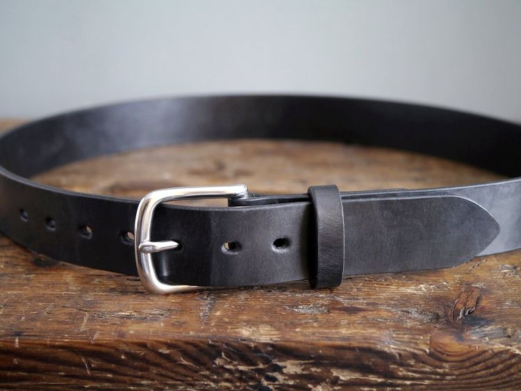 kingsley leather bespoke leather belt   black