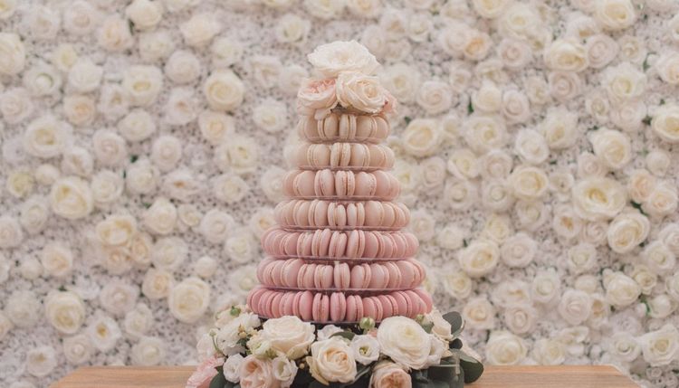 bluebell kitchen bluebell kitchen kent wedding macaron towers ombre pink