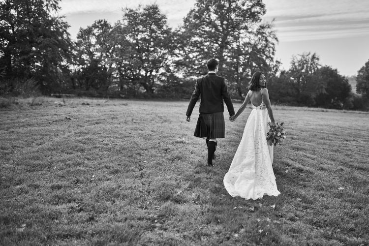 shutter joy rich  farida reduced oak tree barn tonbridge kent 2022 shutter  joy wedding photography 21a
