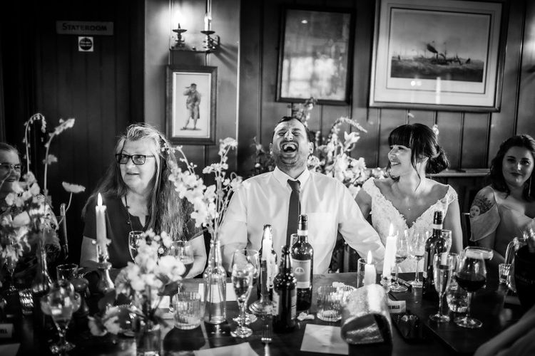adela photography adela photography   hampshire  petersfield  photographer wedding spring alton the anchor inn at lower froyle 530 websize