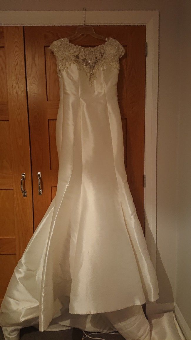 4208 wedding dress3