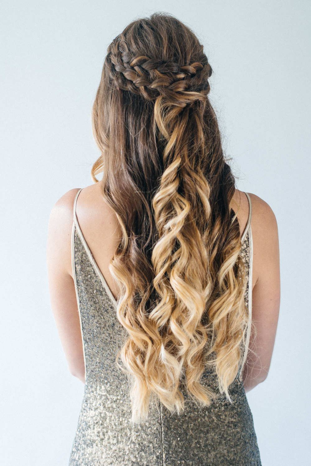 Inspiration For Half Up Half Down Wedding Hair With Tousled Waves
