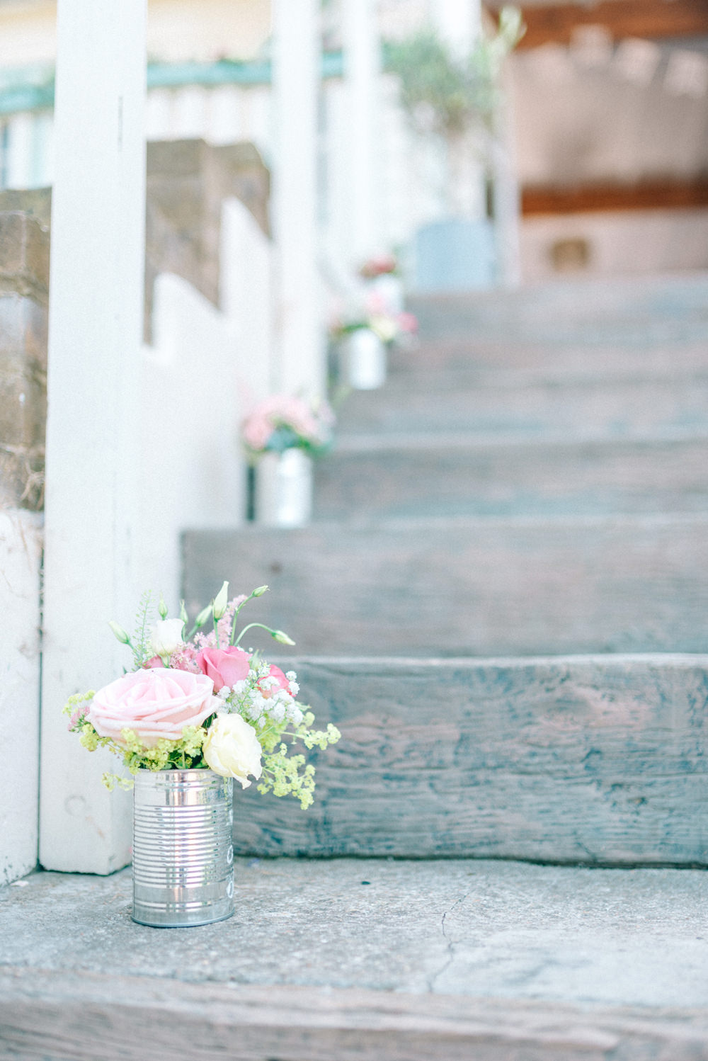 Intimate Pastel Coastal Wedding At Artist Beach House In Whitstable