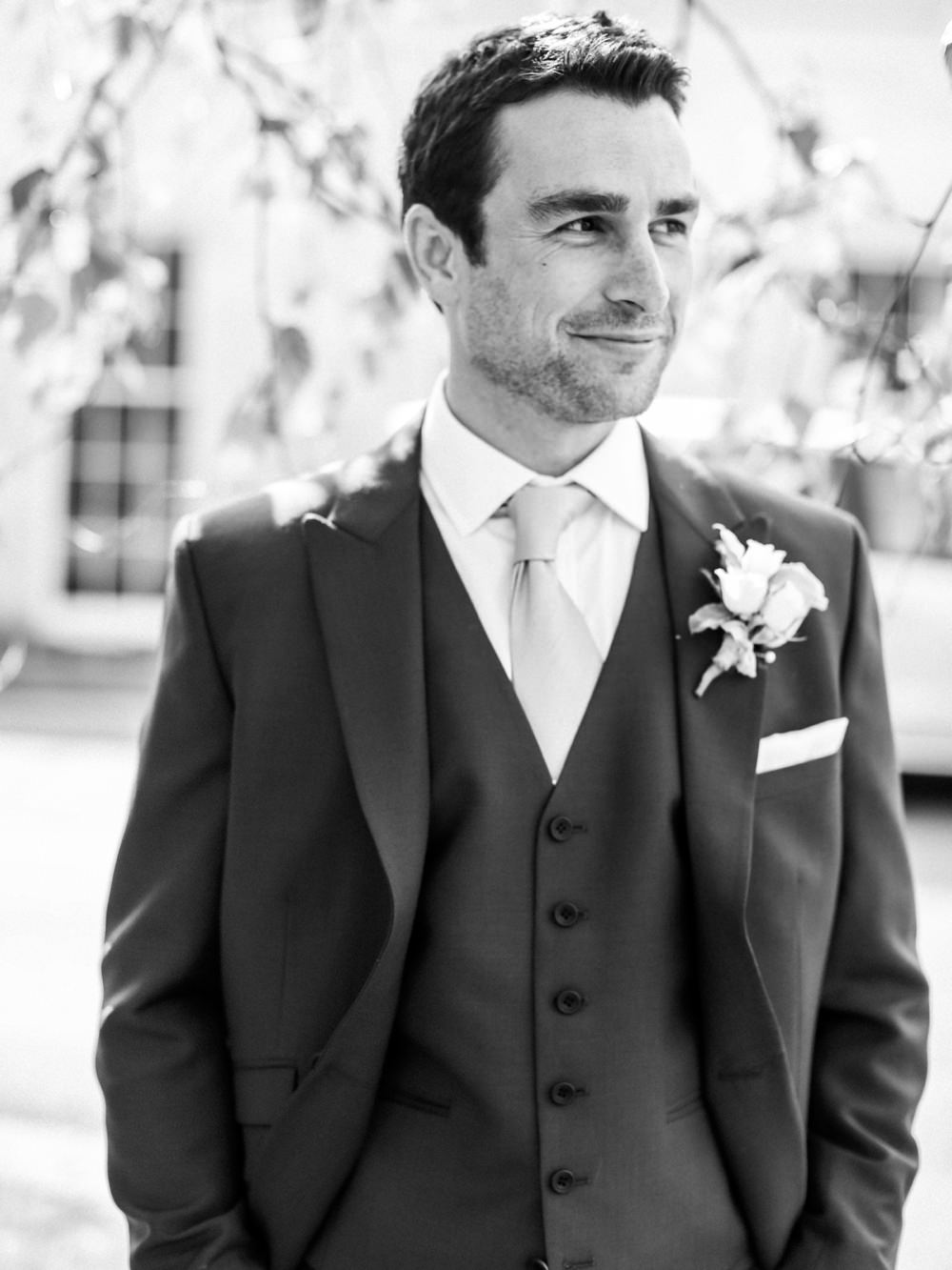 An Ian Stuart 'Sapphire' bridal gown for a classically romantic wedding