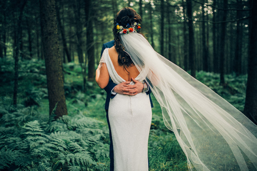 A Belfast Vintage Wedding At Santa S Cottage