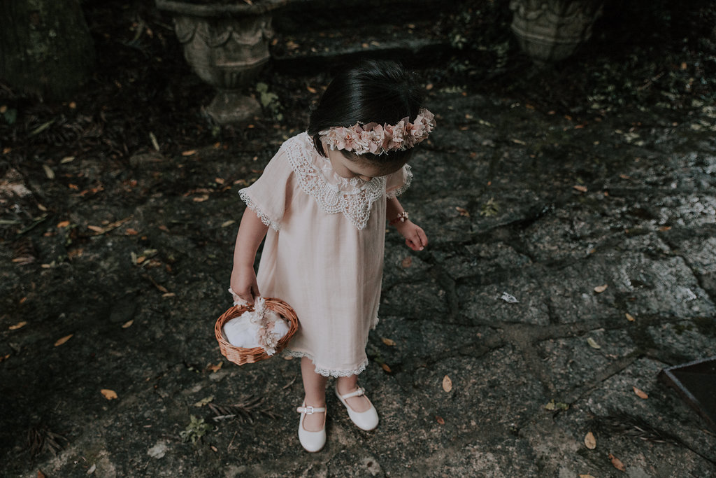 broderie anglaise flower girl dresses